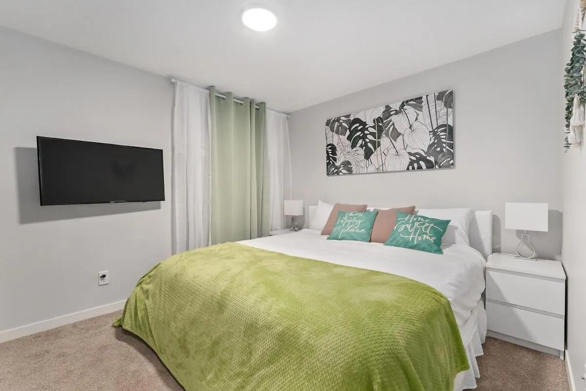 卡加利Tropical Caribbean-Themed Cozy Getaway - King Bed公寓 公寓 卡加利
